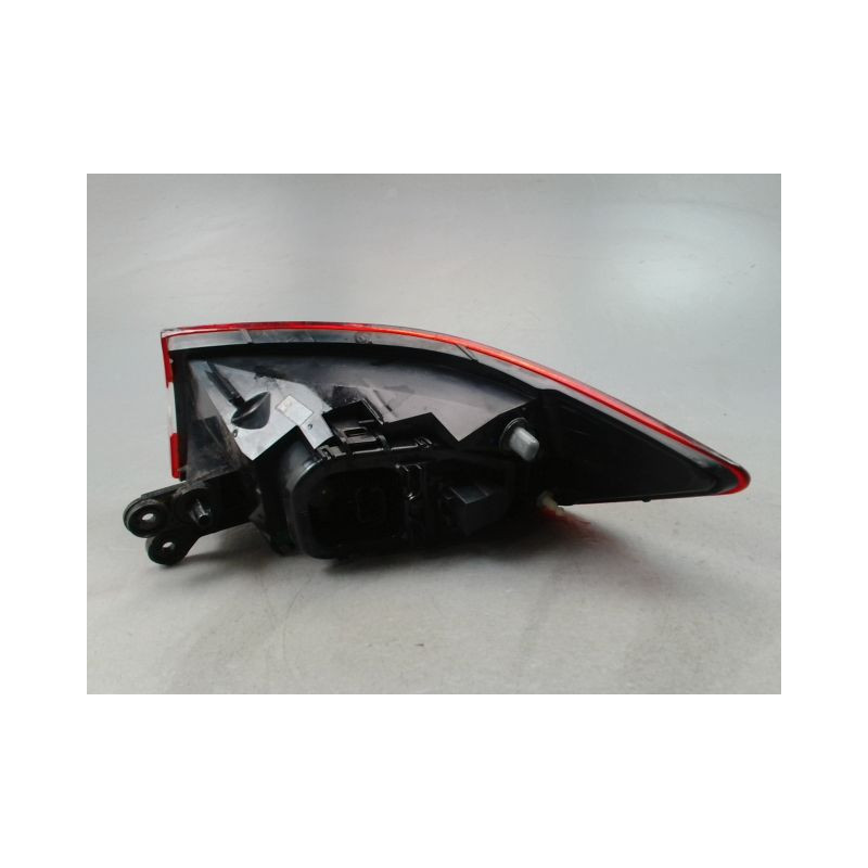 FEU ARRIERE GAUCHE  RENAULT CLIO IV Phase 1 2012-...