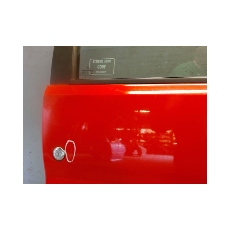 PORTE AVANT DROIT PEUGEOT 106