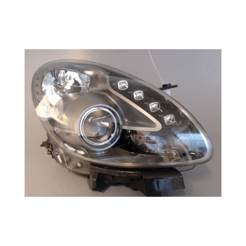 PHARE DROIT ALFA ROMEO GUILIETTA 2010-