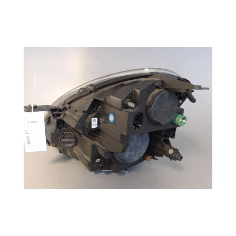 PHARE DROIT ALFA ROMEO GUILIETTA 2010-