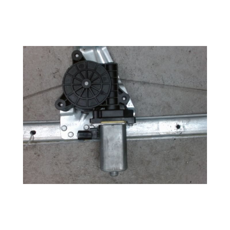 MECANISME+MOTEUR LEVE-GLACE ARRIERE DROIT DACIA SANDERO