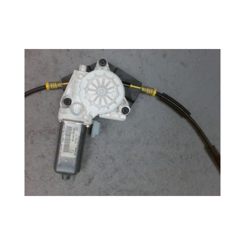 MECANISME+MOTEUR LEVE-GLACE AVANT DROIT PEUGEOT 307 2001-2005