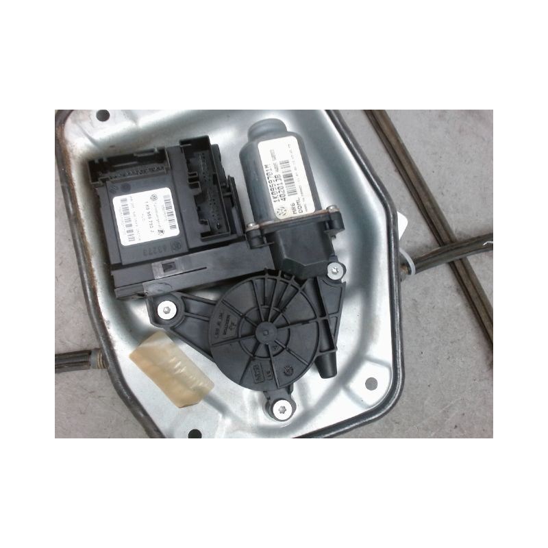 MECANISME+MOTEUR LEVE-GLACE AVANT GAUCHE VOLKSWAGEN GOLF V 2003-2009