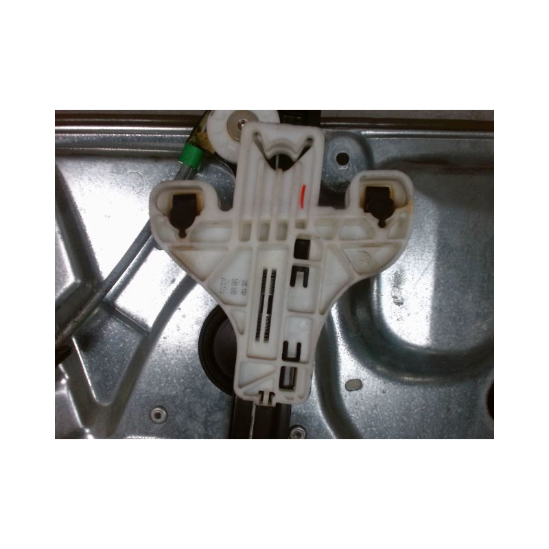 MECANISME LEVE-GLACE ARRIERE GAUCHE VOLKSWAGEN POLO 02-05