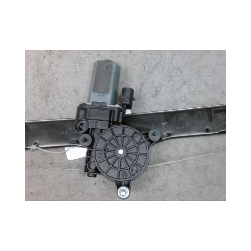 MECANISME+MOTEUR LEVE-GLACE AVANT GAUCHE FIAT GRANDE PUNTO 2005-