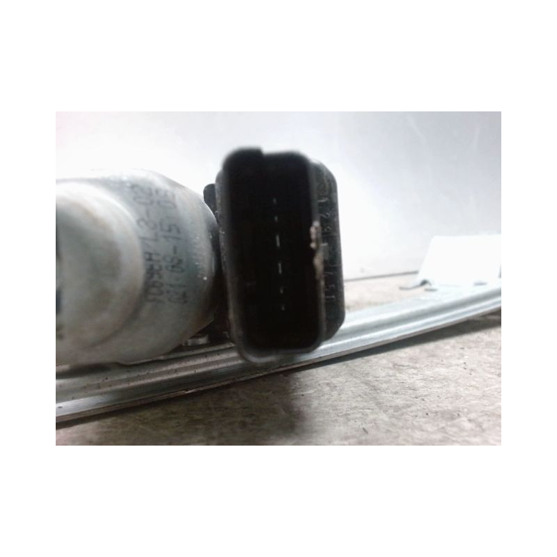 MECANISME+MOTEUR LEVE-GLACE ARRIERE DROIT RENAULT SCENIC II PH2 2006-