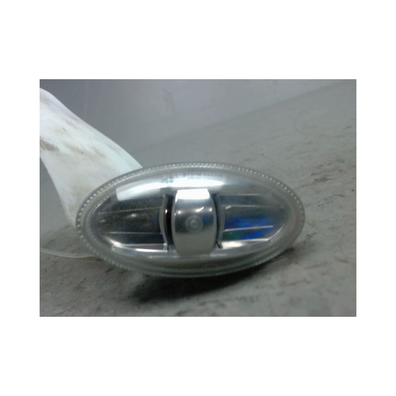 REPETITEUR AILE GAUCHE PEUGEOT 407