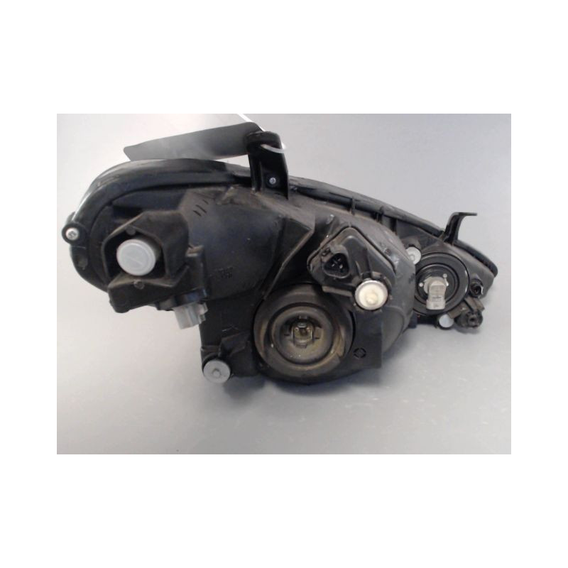 PHARE GAUCHE TOYOTA PREVIA -2000