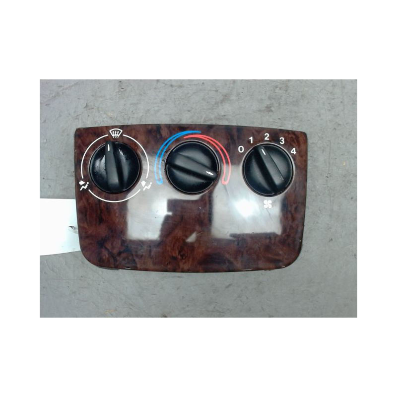 COMMANDE DE CHAUFFAGE FORD FIESTA 95-9.99