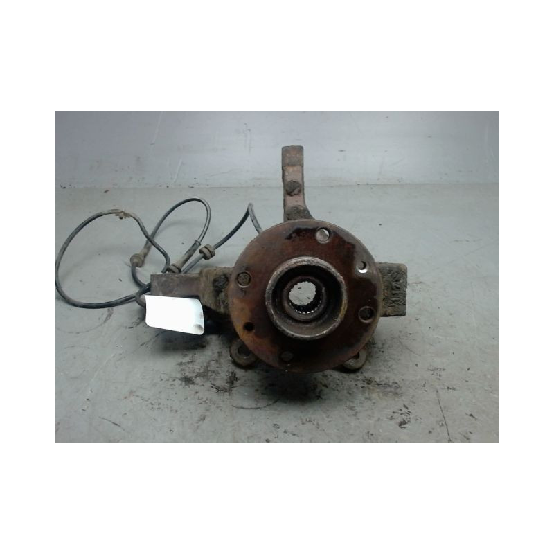 PIVOT AVANT GAUCHE NISSAN NOTE