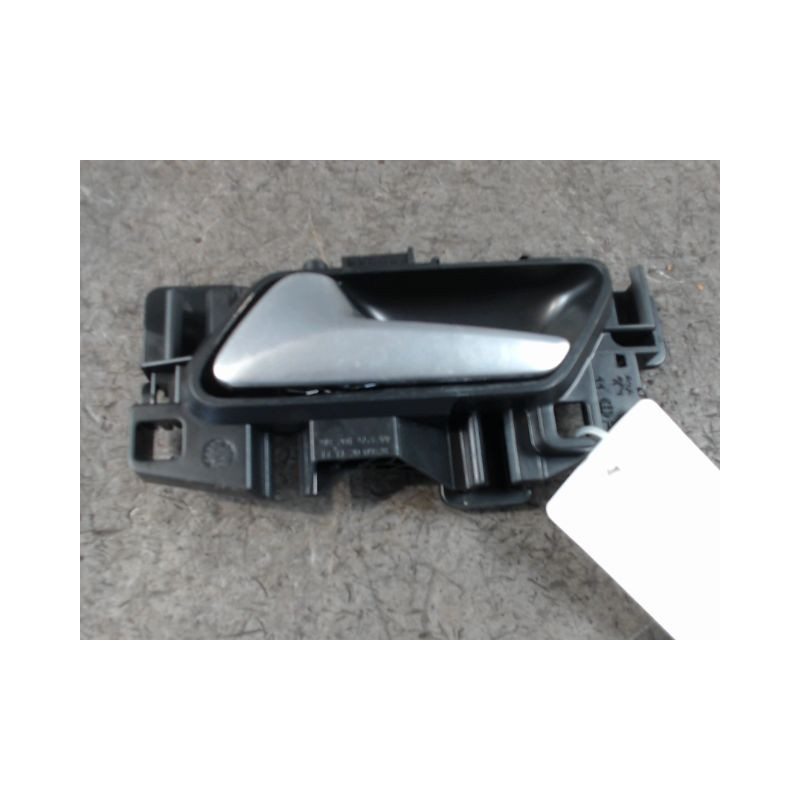 POIGNEE INTERIEURE PORTE AVANT GAUCHE PEUGEOT 208