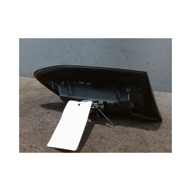 FEU ARRIERE INTERIEUR DROIT MERCEDES CLASSE E 2006-