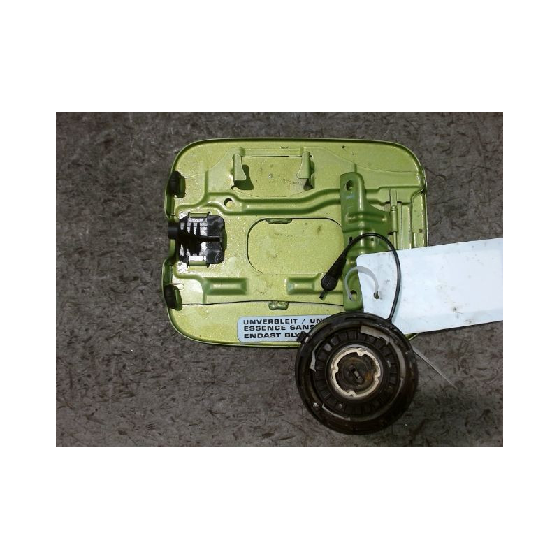 VOLET DE TRAPPE CARBURANT OPEL AGILA