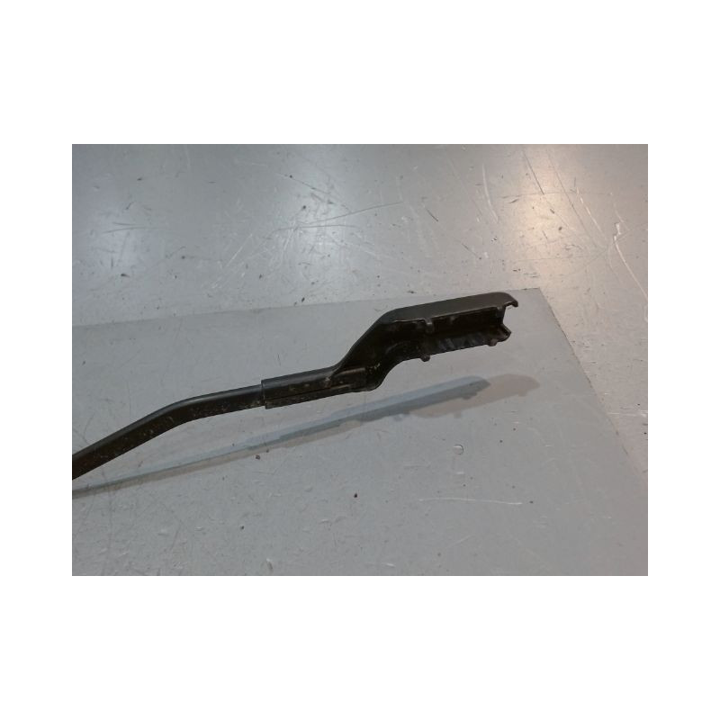 BRAS ESSUIE-GLACE AVANT GAUCHE RENAULT CLIO
