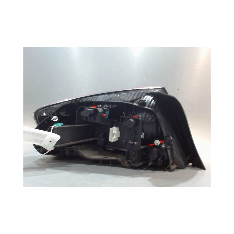 FEU ARRIERE DROIT PEUGEOT 407