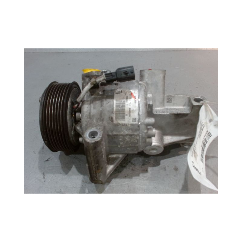 COMPRESSEUR AIR CONDITIONNE NISSAN MICRA