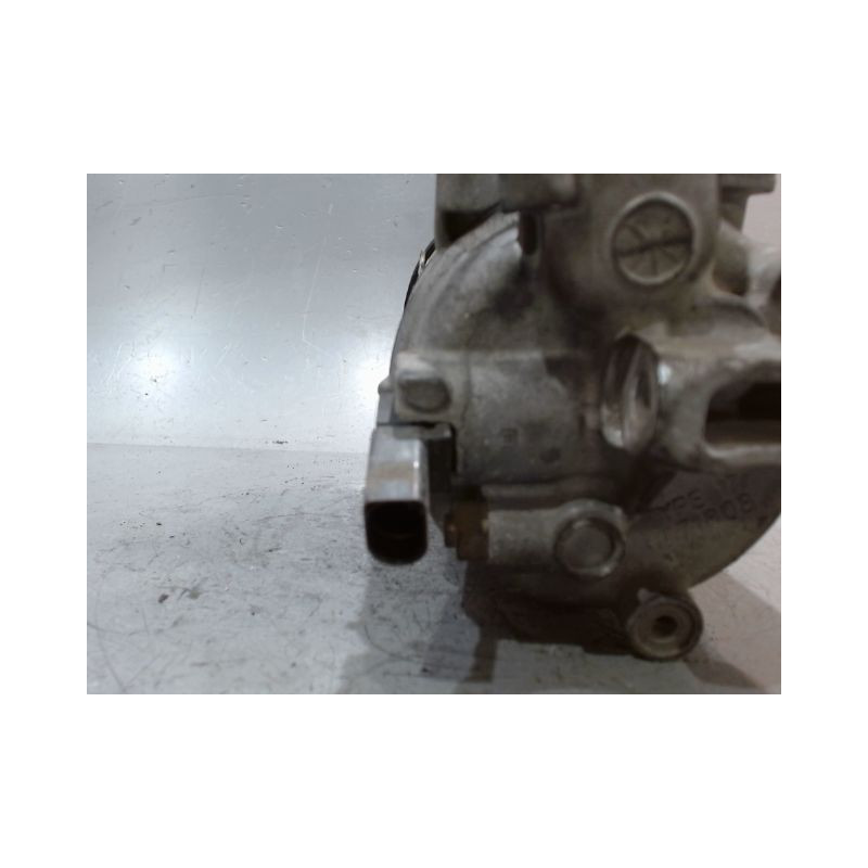 COMPRESSEUR AIR CONDITIONNE VOLKSWAGEN GOLF