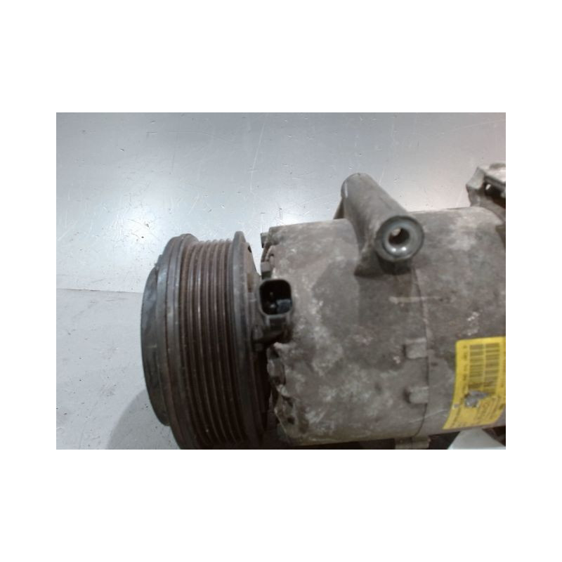 COMPRESSEUR AIR CONDITIONNE FORD FIESTA