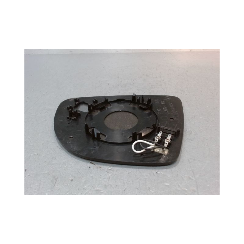 GLACE RETROVISEUR EXT D RENAULT CLIO