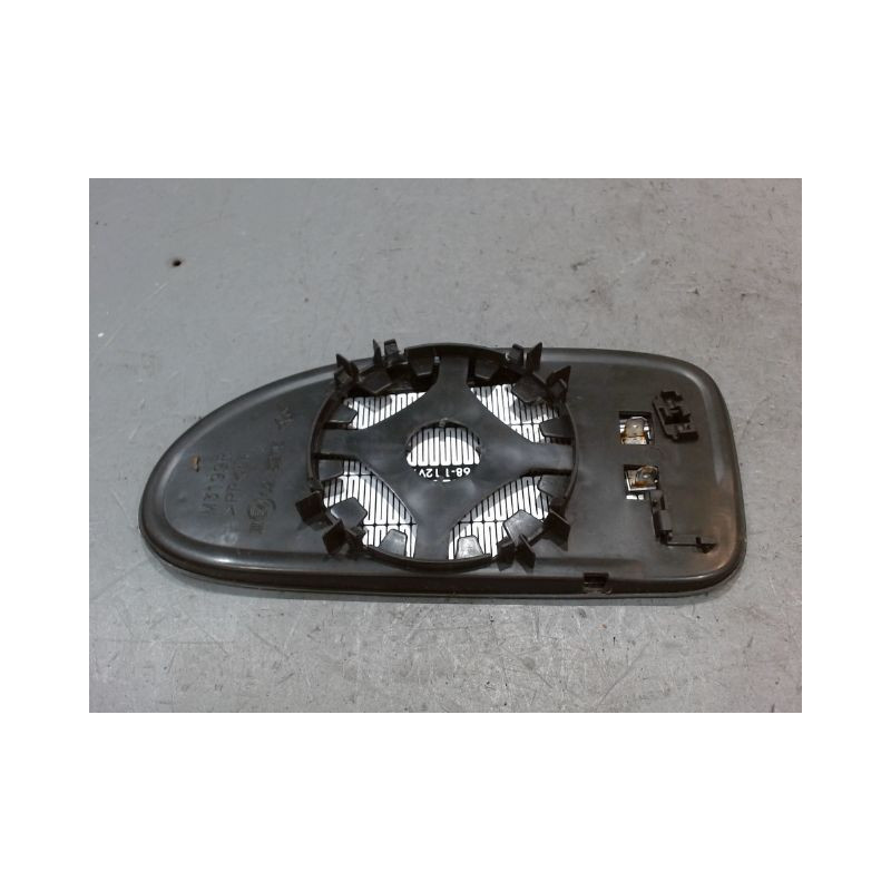 GLACE RETROVISEUR EXT D FORD FOCUS