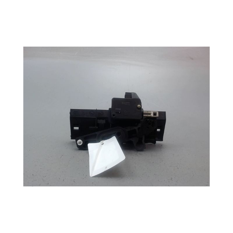 POIGNEE EXTERIEURE COFFRE PEUGEOT 206 1998-2009