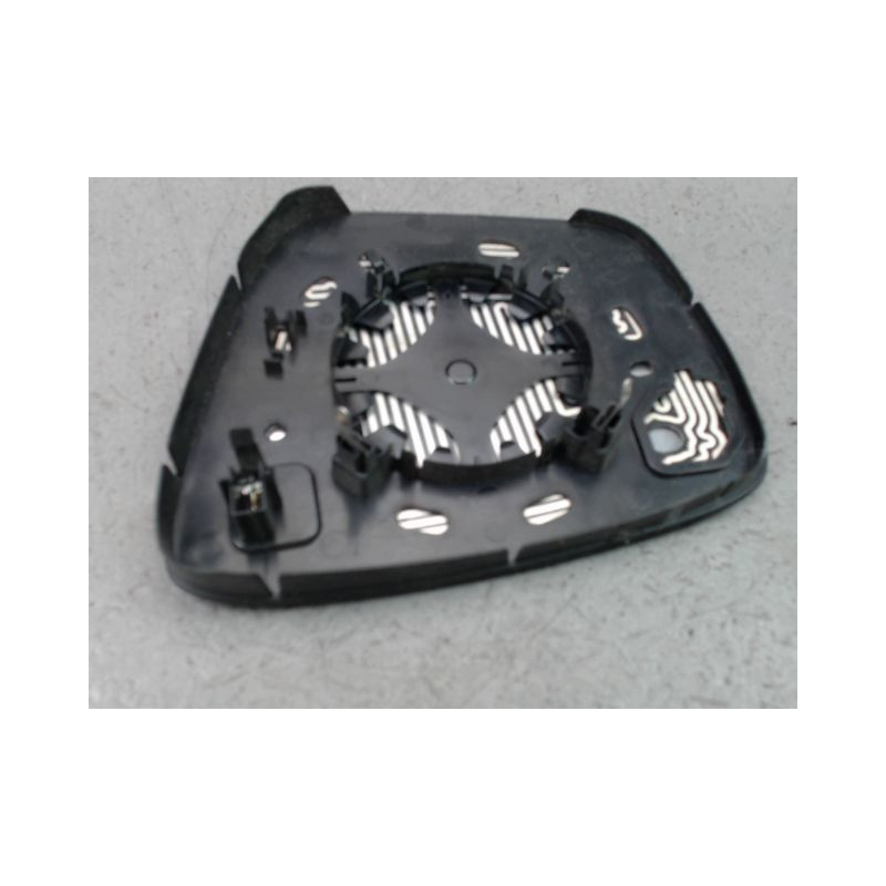 GLACE RETROVISEUR EXT D RENAULT EXPRESS