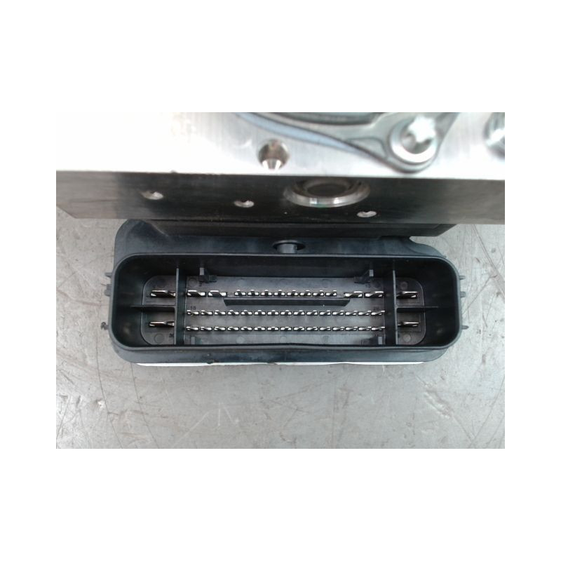 UNITE HYDRAULIQUE ABS DACIA DUSTER 2010-