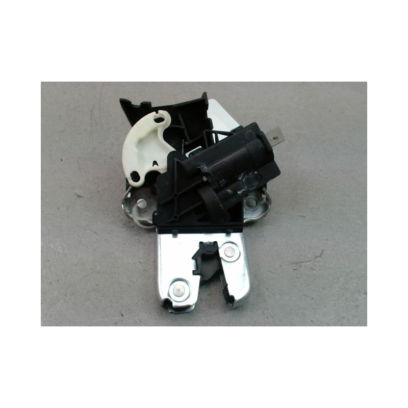 SERRURE COFFRE ARRIERE AUDI A4 BERL. III Phase 1 (8K) 2008-2011