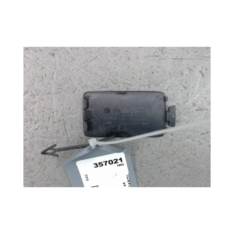 OBTURATEUR PARE-CHOC ARRIERE AUDI Q5