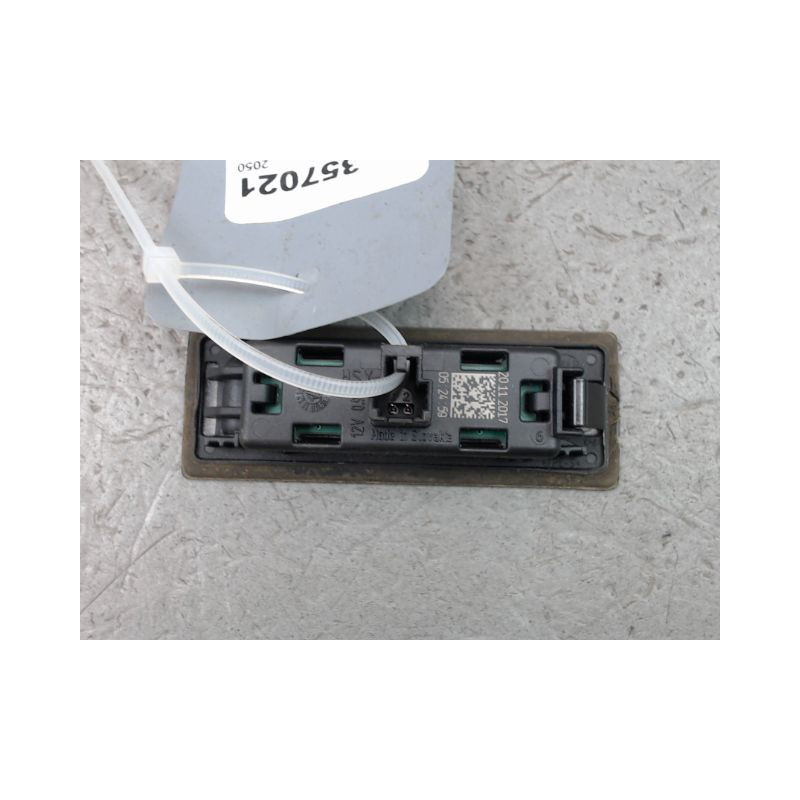 ECLAIREUR PLAQUE DE POLICE DROIT AUDI Q5
