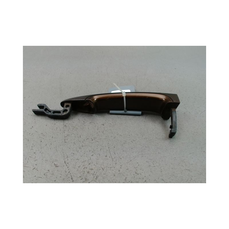 POIGNEE EXTERIEURE PORTE AVANT DROIT BMW X1
