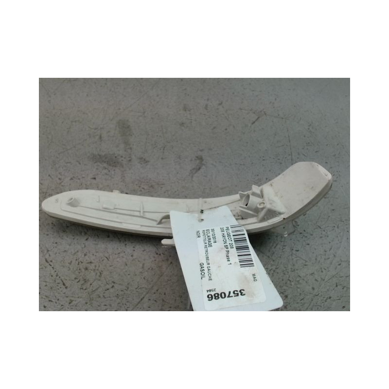 REPETITEUR RETROVISEUR GAUCHE PEUGEOT 208 Phase 1 2012-...
