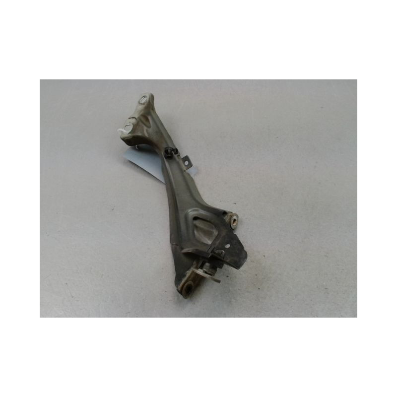 SUPPORT AILE AVD AUDI A6 AVANT 2005-
