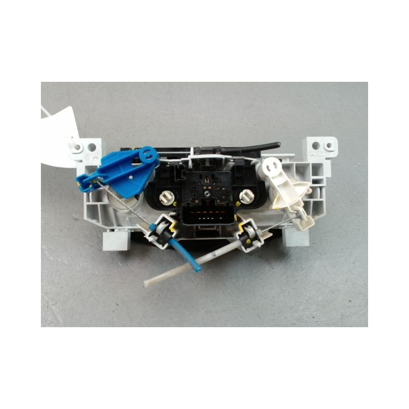 COMMANDE DE CHAUFFAGE DACIA DUSTER BREAK Phase 1 2010-2013