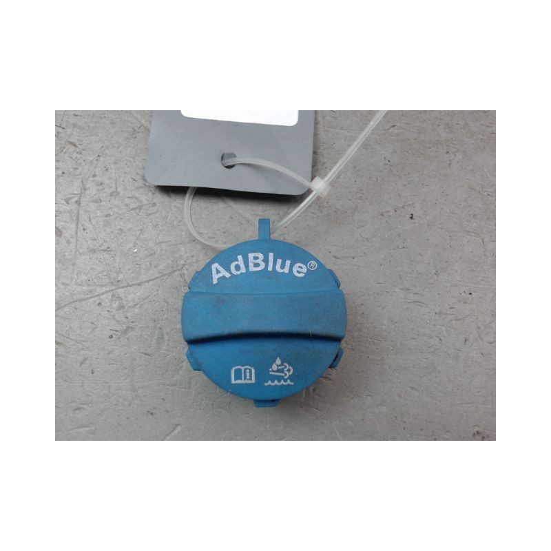 BOUCHON RESERVOIR ADBLUE OPEL VIVARO