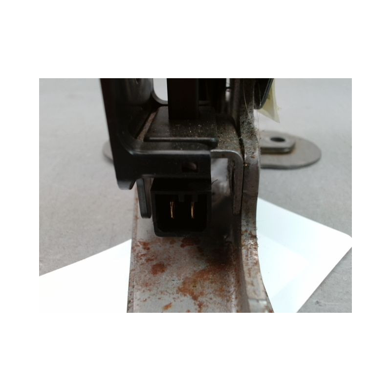 LEVIER FREIN A MAIN PEUGEOT 208 Phase 1 2012-...