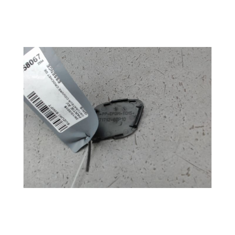 OBTURATEUR COUVRE CROCHET DE BOUCLIER AV SUZUKI SWIFT