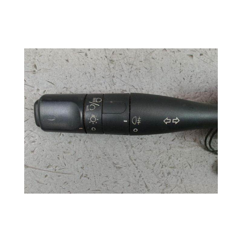 COMMANDE ECLAIRAGE PEUGEOT 106 Phase 2 1996-2003