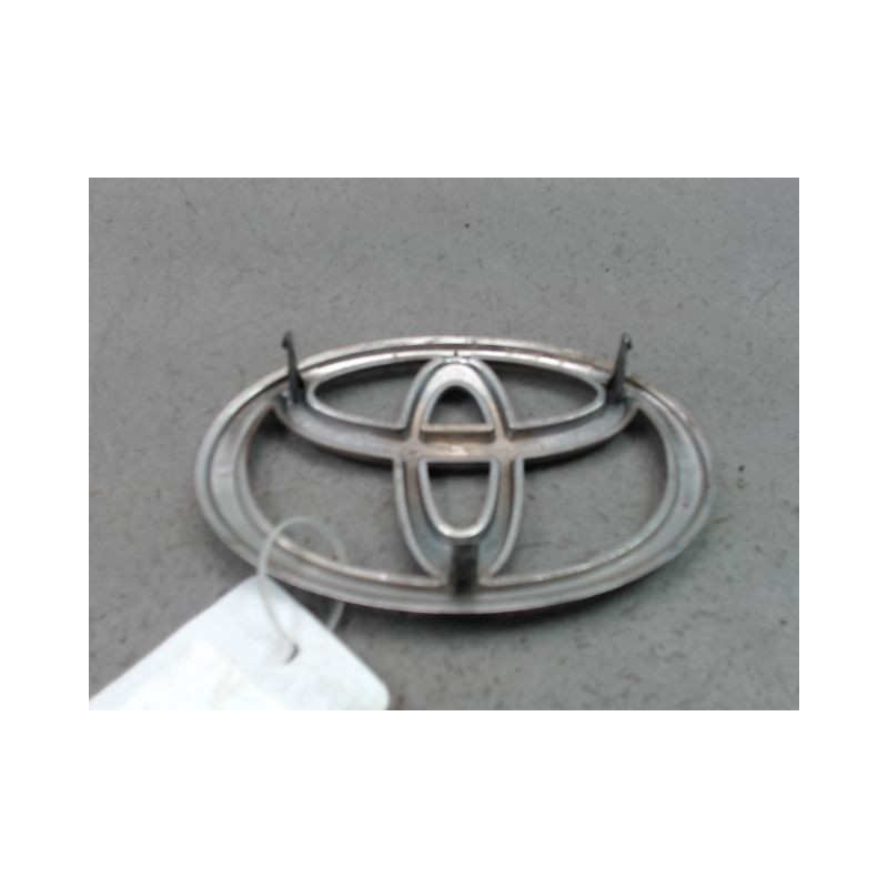 SIGLE CALANDRE TOYOTA COROLLA X Phase 2 2004-2007