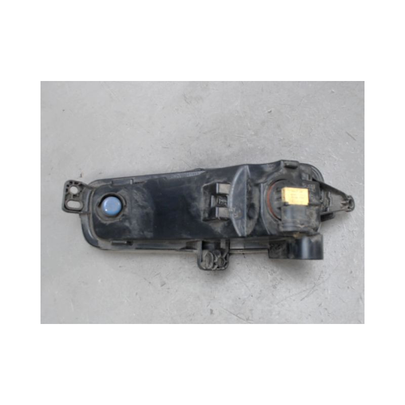 PHARE ANTIBROUILLARD AVANT DROIT FORD FIESTA