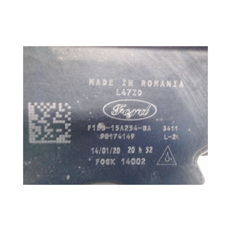 PHARE ANTIBROUILLARD AVANT DROIT FORD FIESTA