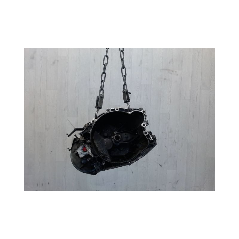 BOITE A VITESSE MECANIQUE PEUGEOT 206 1.9 D