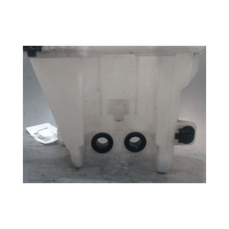 RESERVOIR LAVE-GLACE AVANT TOYOTA YARIS