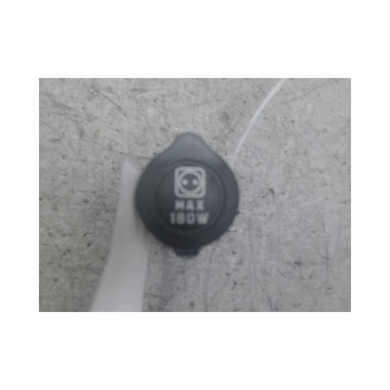 PRISE 12V AV FIAT 500 C 09-