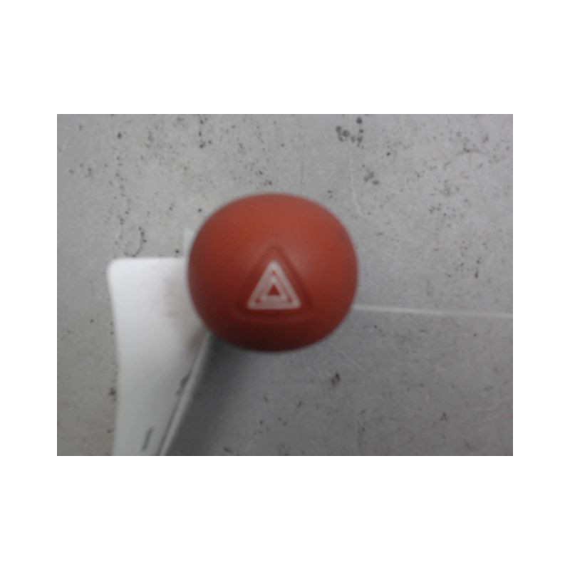 BOUTON DE WARNING RENAULT TWINGO PH.3 2000-2007