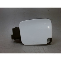 VOLET DE TRAPPE CARBURANT