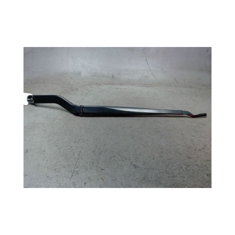 BRAS ESSUIE-GLACE AVANT GAUCHE LEXUS CT200H