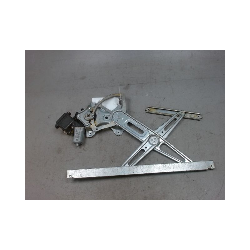 MECANISME+MOTEUR LEVE-GLACE AVANT DROIT TOYOTA AVENSIS