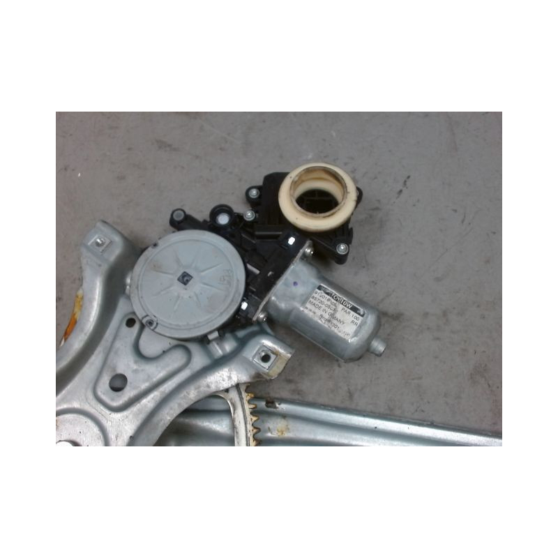MECANISME+MOTEUR LEVE-GLACE ARRIERE GAUCHE TOYOTA AVENSIS