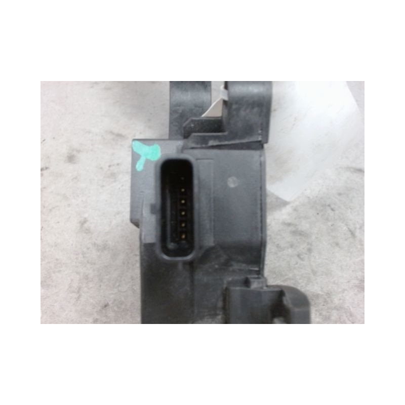 PEDALE ACCELERATEUR RENAULT TRAFIC